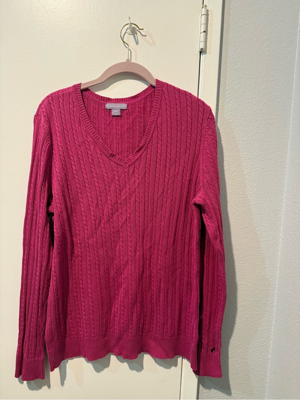 Laura Scott Fuchsia Cable-Knit V-Neck Sweater